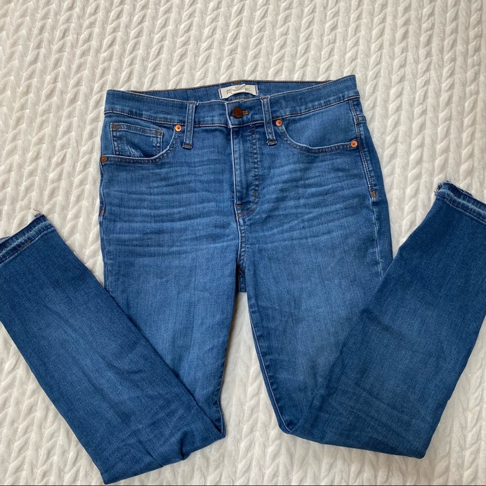 Madewell 9” High Rise Skinny Crop Jean Delmar Wash size 28